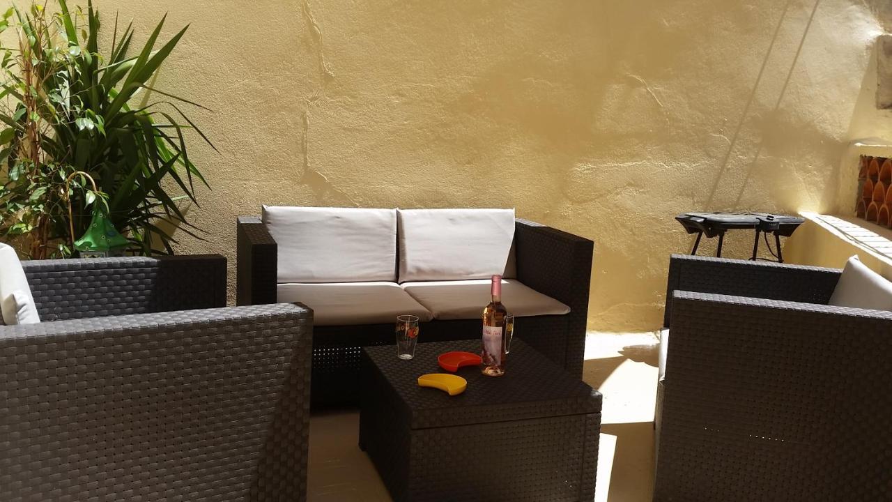 Luclem Apartment Arles Ngoại thất bức ảnh